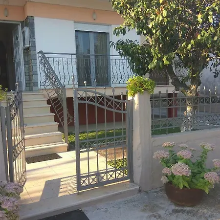Andreas House